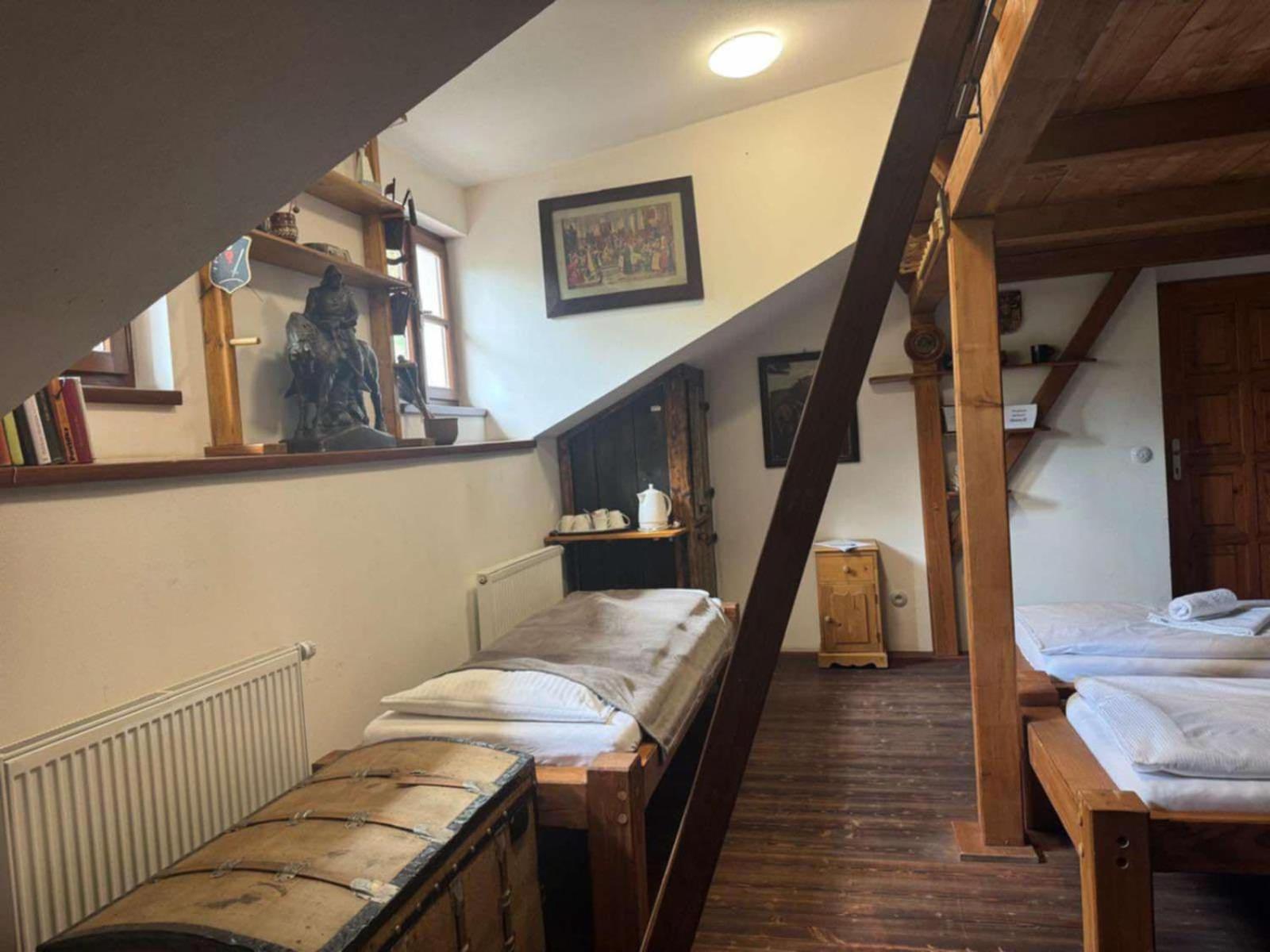 Housuv Mlyn Guest house